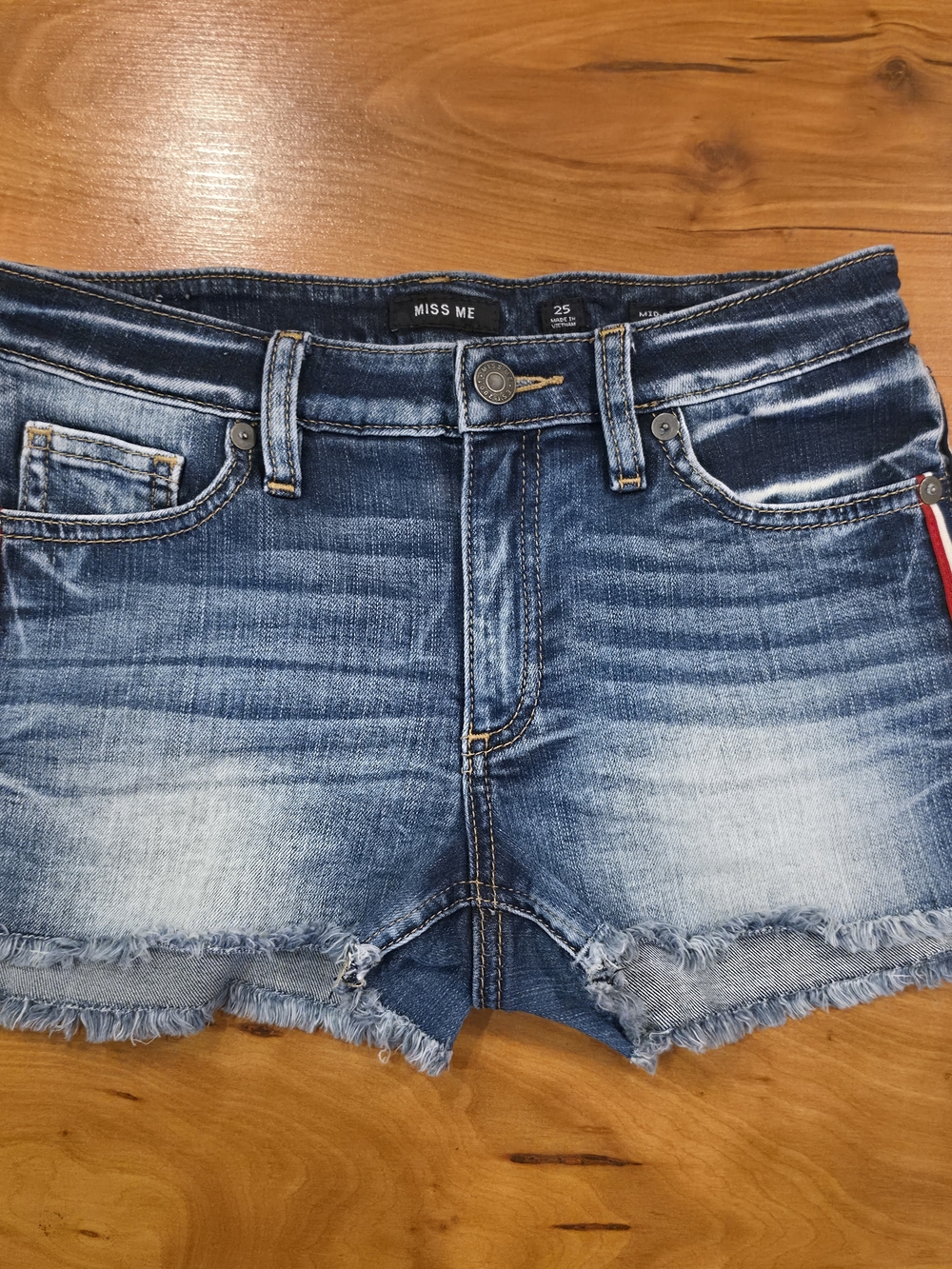 Miss Me Women's Distressed Denim Shorts in Blue Sz 25